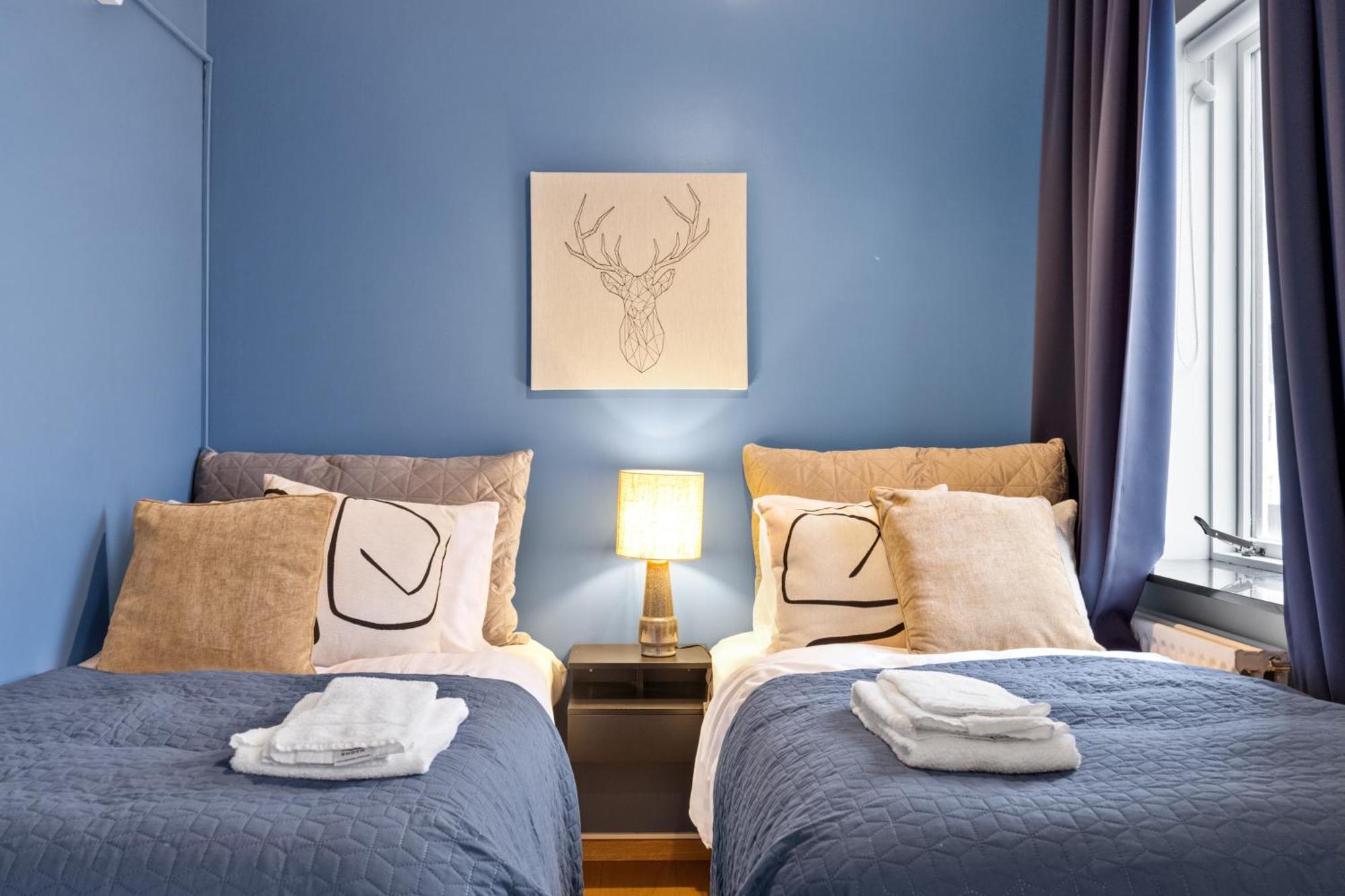Penthouse Apt On The Shopping Street-Free Parking Рейкьявик Экстерьер фото